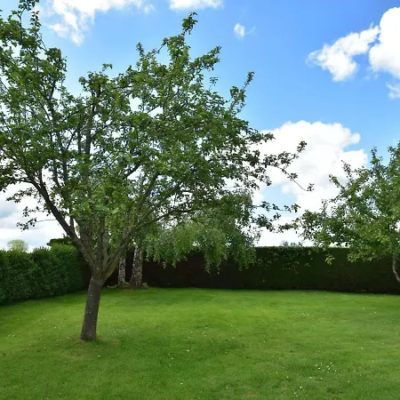 Quaint Holiday By The Orchards In Morainville-jouveaux * Morainville-près-Lieurey