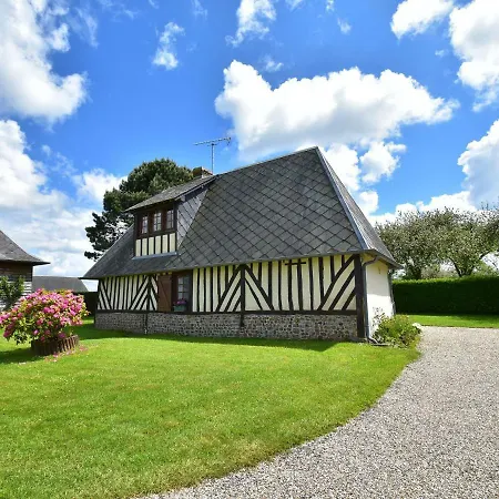 Quaint Holiday By The Orchards In Morainville-jouveaux Hébergement de vacances *